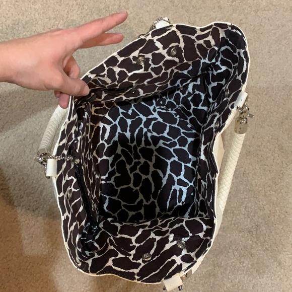 Purse - Picture 2 of 2